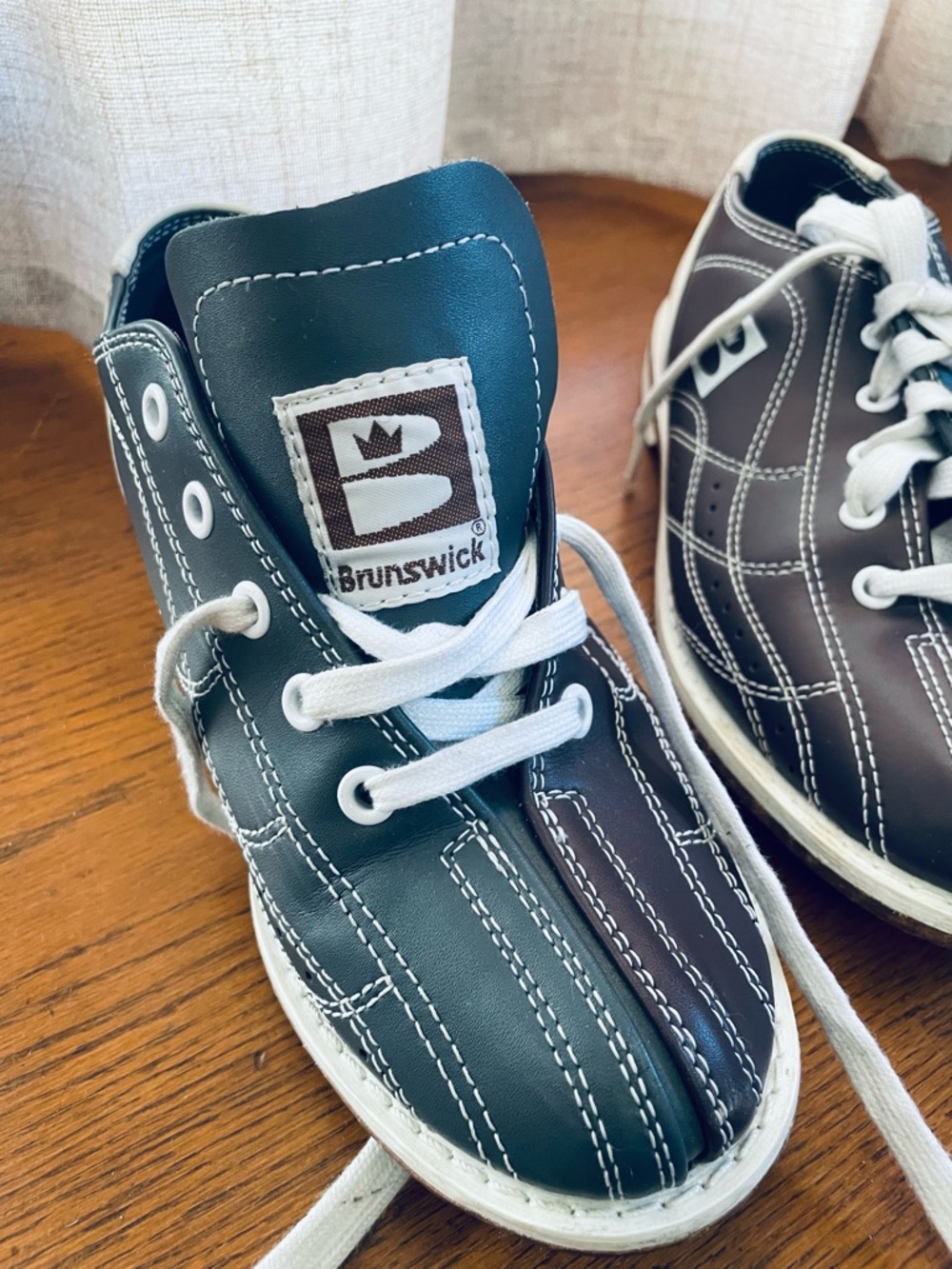 Brunswick Bowling Shoes - Blue/Burgandy *Like New*